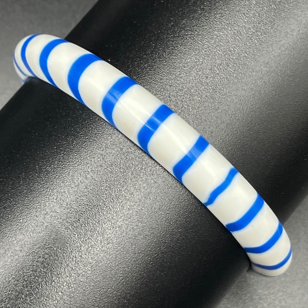 Vintage Bangle Blue White Injected Stripes Stackable Size 8